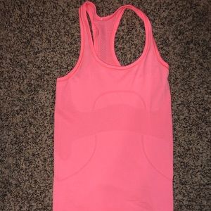 Lululemon tank top